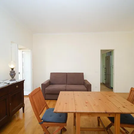 Appartement Elisa's Trevi Fountain Buddyrent