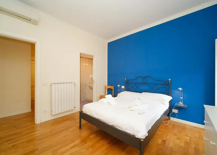 Elisa's Trevi Fountain Buddyrent Apartamento *