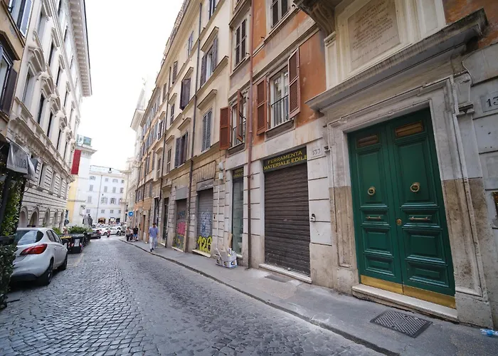Elisa's Trevi Fountain Buddyrent